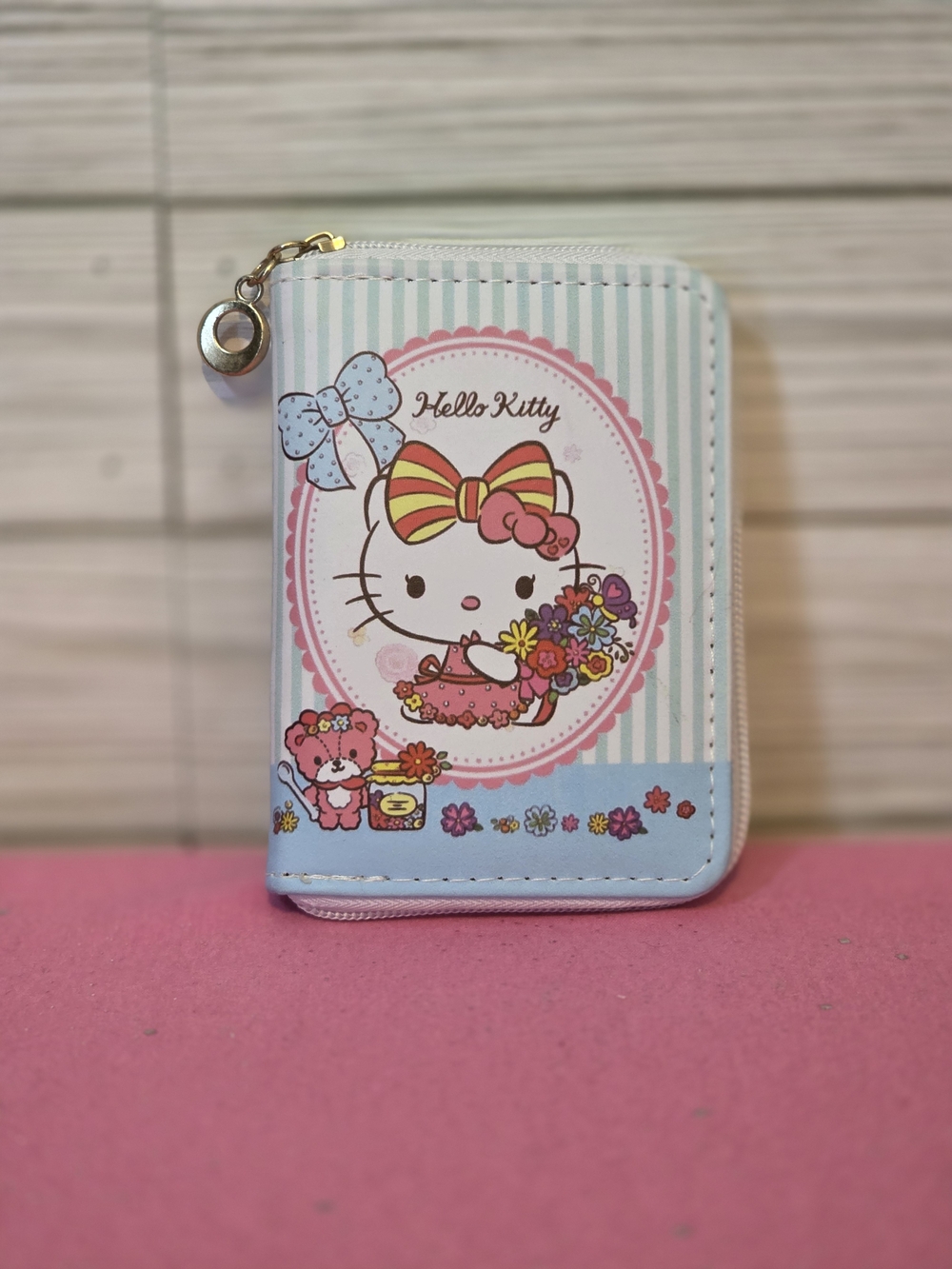 Hello Kitty Blue White Pink Striped Zip-Around Wallet Zipper Credit Card Womens